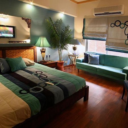 Maisonette Hotel & Apartments Lahore Exteriér fotografie