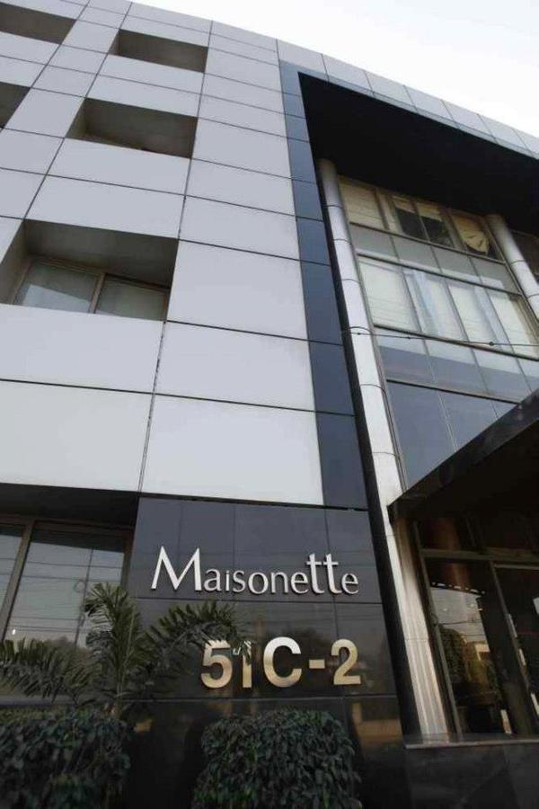 Maisonette Hotel & Apartments Lahore Exteriér fotografie